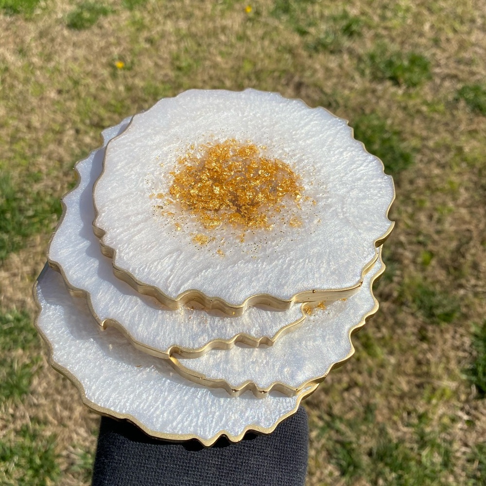 Large Geode Coaster Set of 4 - Picture 5 of 10